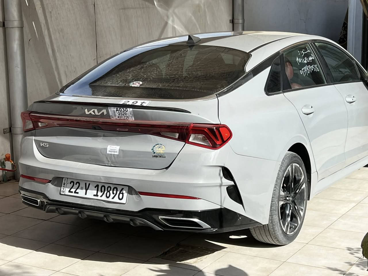 السلام عليكم للبيع فقط بدون مراوس كي فايف جي تي لاين 2023 فول ماعدا الفتحه لون مميز داخل احمر جلد باقي المواصفات معروفه ماشيه 26 الف مايل رقم أربيل تحويل وكالة حاضر صوره الحادث مرفقه بدون دواخل بدون شاصي او لغود كفاله السعر 175 وبيه مجال للاتصال 
***********
