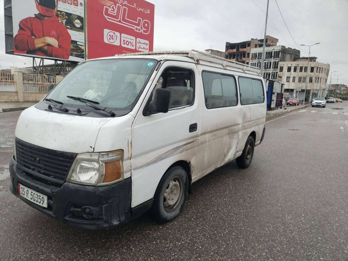 سيارة نيسان اورفان موديل ألفان أربعة سعرو  85 ورقه شرط صافي بي مجال مكاتب نوصل جانب ايمن حي القانون هذا رقمي ***********
