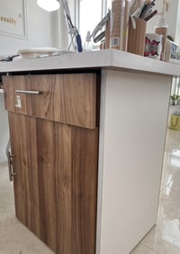 ثلاثه ميز اكرليك خشب صاج للبيع 07713239501 واتساب