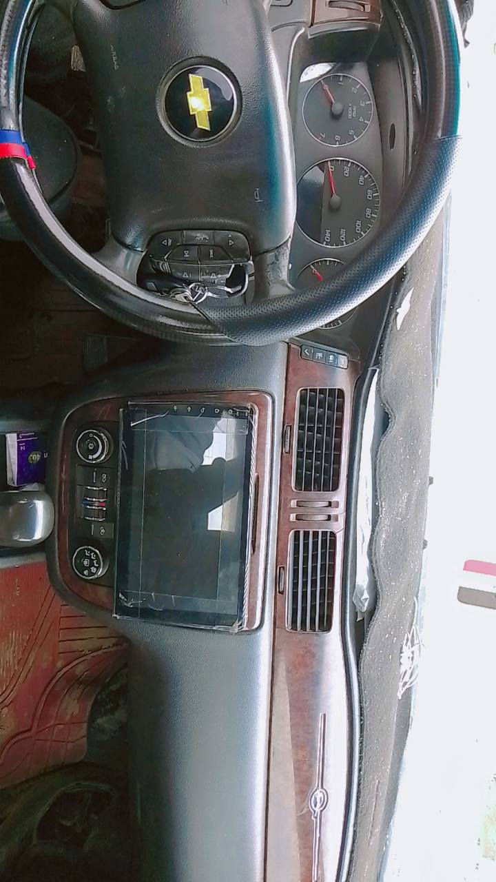 امبالا2010 بسعر مناسب جانت تكسي رجعتها اسود رقم وسنويه جديدات بأسمي السياره ضررها جهة السكن السياره ترايك للبصره تخم تاير باتري جديد تخم بوربرن جديد بأسمي مكان السياره كركوك رقم الهاتف ***********
