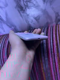 آيفون ١١ • ٢٥٦ • حي طارق