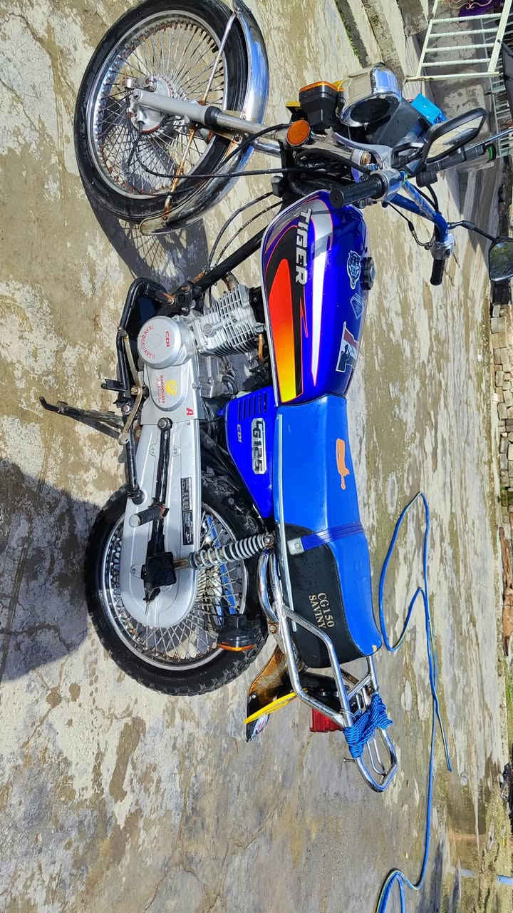 السلام عليكم
دراجه تايكر للبيع سعره ٣٨٠ 🔒


**إذا كنت صاحب هذا الإعلان وتريد حذفه لأي سبب، رجاءا أرسل رسالة إلى الدعم الفني**