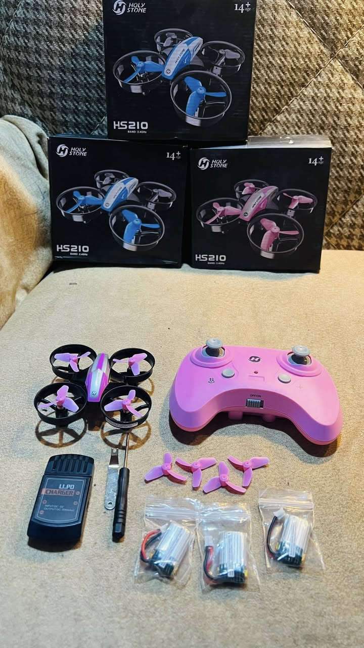 هولي ستون مني بدون كاميرا راقية جدا وياها 3 بطاريات بسعر رخيييص 20 الف على اول تم اخر 3 قطع


**إذا كنت صاحب هذا الإعلان وتريد حذفه لأي سبب، رجاءا أرسل رسالة إلى الدعم الفني**