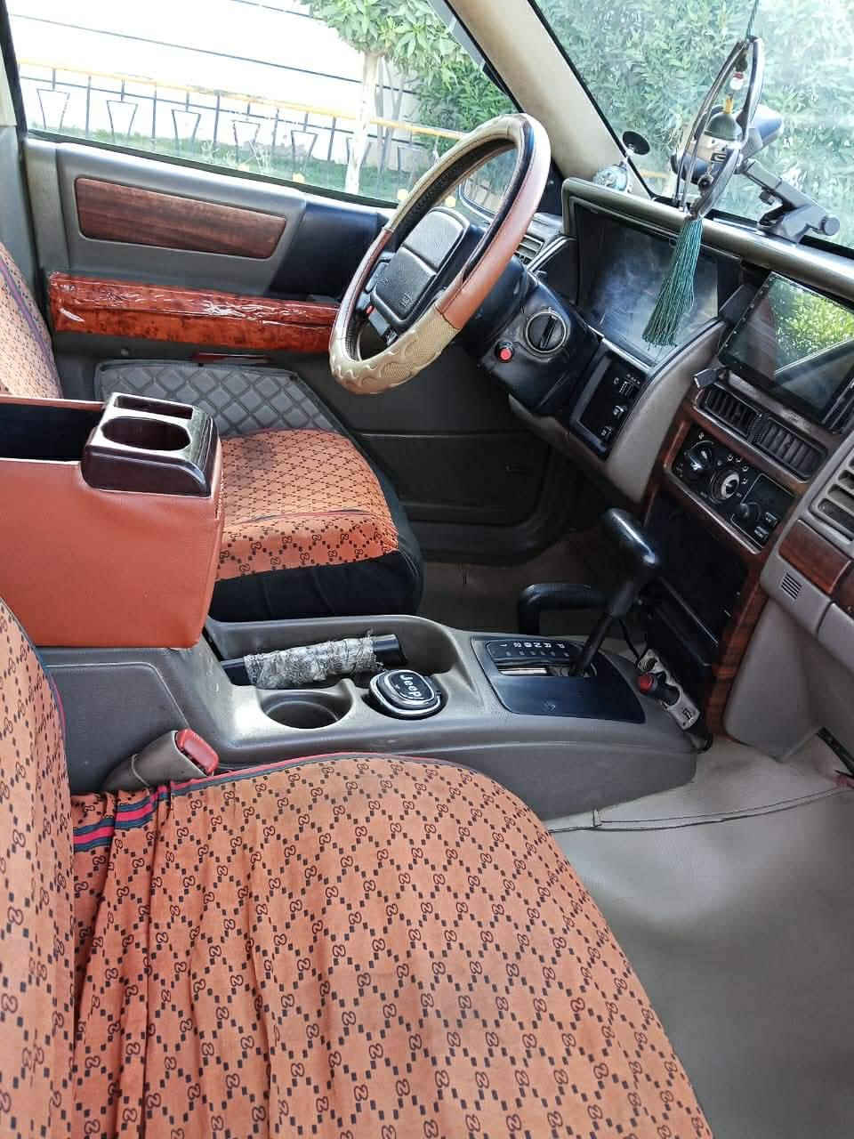 السلام عليكم
جيب شيروكي موديل 1995 كير ومكينه بطه شرط حاويه رقم بغداد مشروع وطني وبأسمي تحويل ثاني يوم حداديه مالتهه زينه وبيهه نقوصات بسيطه السعر 55 وبيه مجال مكاني بغداد ابو غريب ***********
