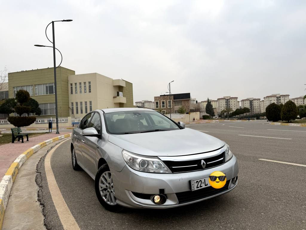 رینو سافران ٢٠١٤
رەقەم هەولێر، فوول مواسەفات مەکینە 20
گیر و مەکینە و تەبرید و کارەباییەت بە شەرت
تازە سێرفزی پێش و پشت و رونی بۆ کراوە مەسروفی نییە سەیارەکەی جوان و توند و تۆڵە، یەک پارچەی سبوخە و پەرچەکی بە بیلاد گۆرایە، بە ناوی خۆمە

رینو سافران ٢٠١٤
رقم اربيل فول مواسەفات محرك ٢٠
 كير ومحرك وتبريد كهربائية بشرط
سيرفز و حدادي ودهن كامل جديد ما بيها مسارين، السيارة كلش تمام ونظيف،
بیها القطة صبغ و القطة مبدل بلادي
و سياره بأسمي مكان اربيل أربيل, العراق


**إذا كنت صاحب هذا الإعلان وتريد حذفه لأي سبب، رجاءا أرسل رسالة إلى الدعم الفني**