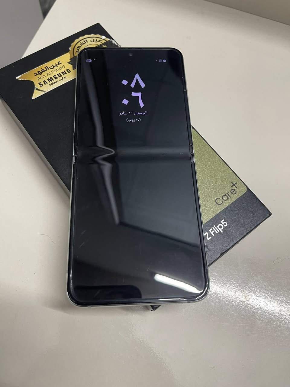سامسونج زت فلب 5 مكفول
ذاكرة ٢٥٦
وتر الجهاز ضد الماء 
الجهاز مشتري من شركة عين الفهد 
كامل ملحقات 
وباقي التفاصيل معروفه 
مكاني نجف حي السلام 
للاستفسار ***********
