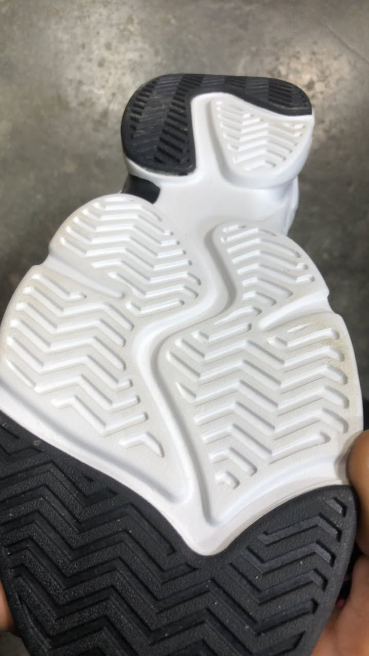 قياس ٤٦ جديد خلي سعرك


**إذا كنت صاحب هذا الإعلان وتريد حذفه لأي سبب، رجاءا أرسل رسالة إلى الدعم الفني**