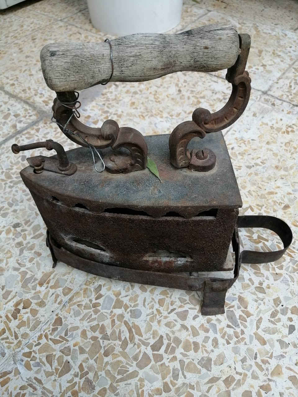 للبيع سعر الباب ٥٠ الف


**إذا كنت صاحب هذا الإعلان وتريد حذفه لأي سبب، رجاءا أرسل رسالة إلى الدعم الفني**