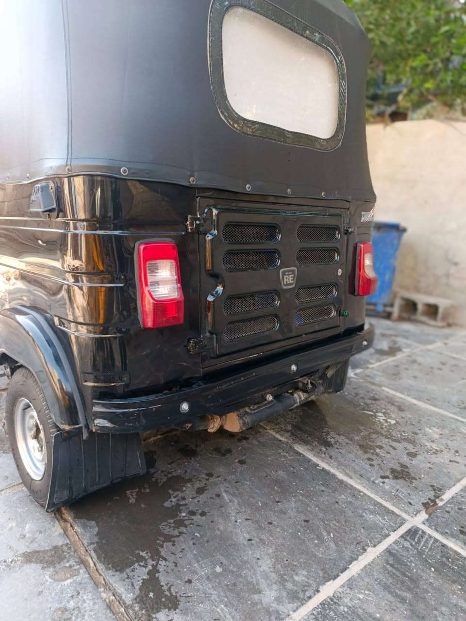 سلام عليكم تكتك البيع 20شهر 12رقم وسنويه تكتك مكفوله من الظربه وصبغ بيهه بس دوس معمره لسعر اتصل ودلل***********
