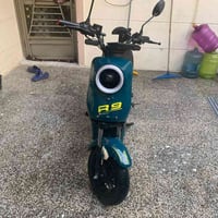 دراجه R9 نظيفه و مستخدمه قليل السعر 450 وبيها مجال المكان بغداد البلدي...