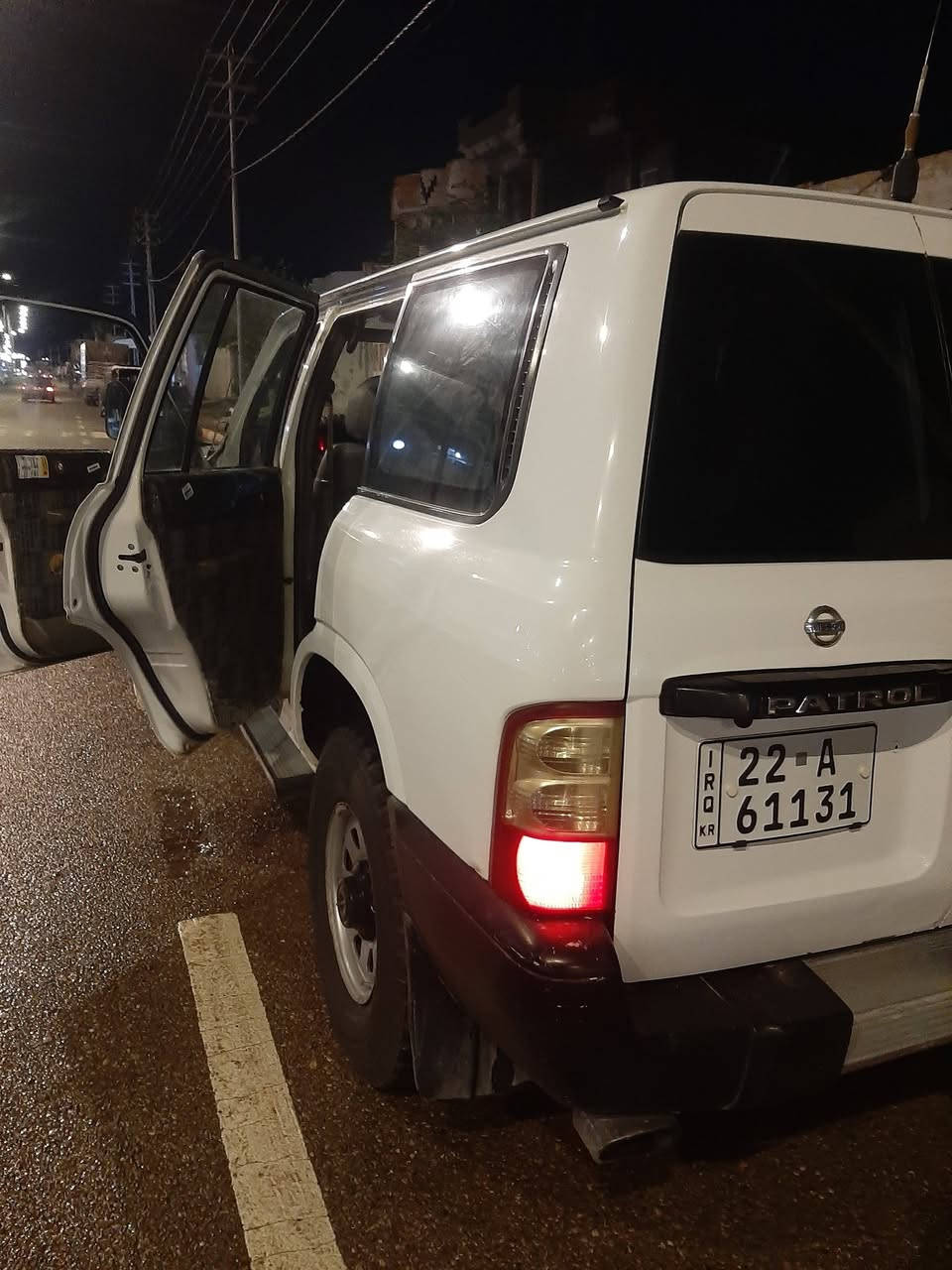 السلام عليكم 
نيسان بترول 2001
رقم اربيل شرط التحويل بأسمي 
سياره نضيفه دوشمه جديد 
صدر جديد گير اكسل شرط 
تخم تاير جديد 
السعر 110 وبيهااا مجال ،،


**إذا كنت صاحب هذا الإعلان وتريد حذفه لأي سبب، رجاءا أرسل رسالة إلى الدعم الفني**