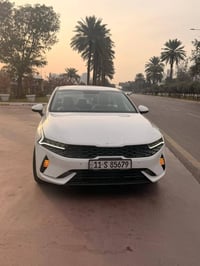 كيا K5 خليجي  موديل 2022  مكفوووله كفاله عامه عدى بارد بسيط جدااا بخشم...