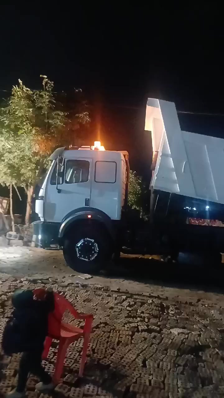 سلام عليكم البي موديل ٩٦ شاصي طويل مكفول مجموعه جيف قيطان كير فافون مكينه ٤٤ حيه كهربائي *********** مكاني بغداد جسر ديالي قرب جسر فرنسي  تحياتي مدير الكروب
