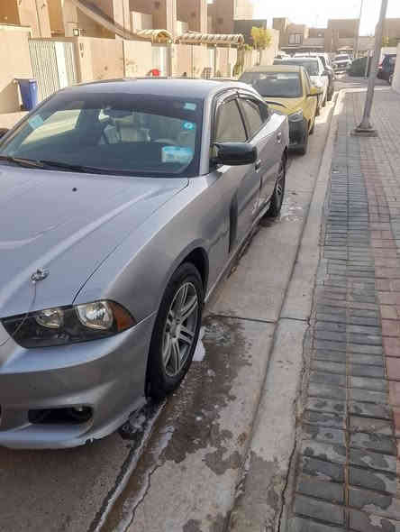 سلام عليكم جارجر 13بيهه 3قطع صبغ رقم جديد بسمي شرط تحويل مكينه كير اكسل كفاله تخم تايل جديد صدر جديد تدفه تبريد سياره كلشي مناقصه جديده مكان بغداد حيور***********
