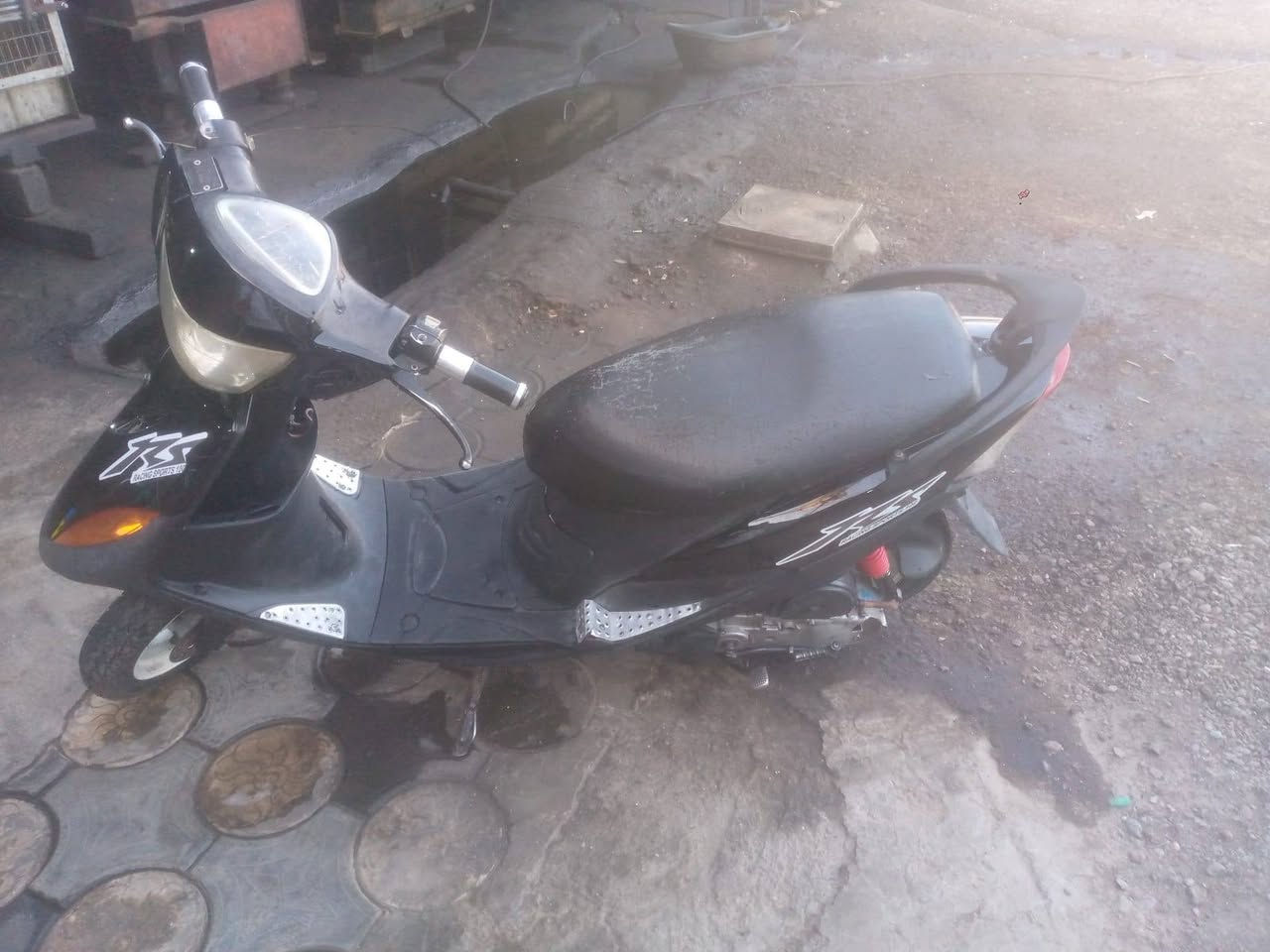 سلام عليكم ماكس لبيع درجه نضيفه معدل فلول كلهة شغله ما بيهة اي نقص سعر 500 مكاني الشعب  رقم تلفون ***********
