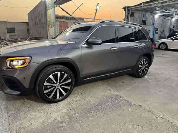 مرسيدس2023  GLB 250 فوووول مواصفات 
حادث :- جاملغ خلفي + باب الصندوك
بدون ايرباك 100/100 سليمة 
سيارة بدون لوحات

ماشيه 30الف فقط 

————————————————-
مواصفات 1/1 فول فول 
بصمه 
بانوراما 
صندوق شفت كهربائي 
تبريد مركزي 
كشن جلد 
كشن هيتر 
شاشه كبيره كاميرا 
مرايا اشاره كهربائي 
شاشه الاكتروني 
رادار امامي 
رادار خلفي 
حساسات خلفيه 
العنوان :- بغداد 
————————————
***********
