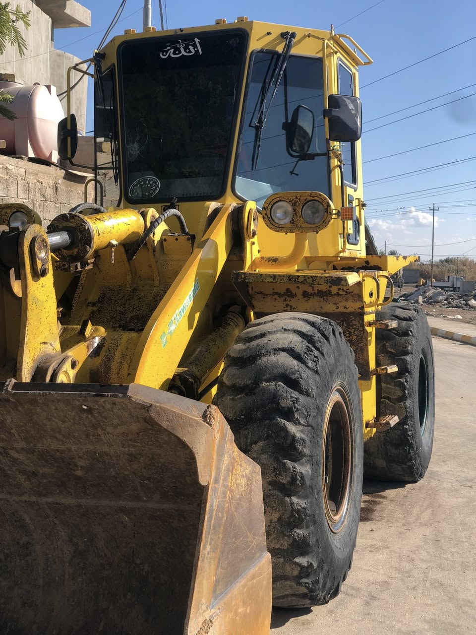 «السلام عليكم » شفل كاوسكي 70 ZA. مديل 2003 ليبر هيدروليك محرك ازوزة 105تبريد ابلادي  رقم واسط انگليزي المكان واسط قضاء النعمانية للاستفسار
 ‭٠٧٨١ ٤٩٢ ٥٩٠٢‬
