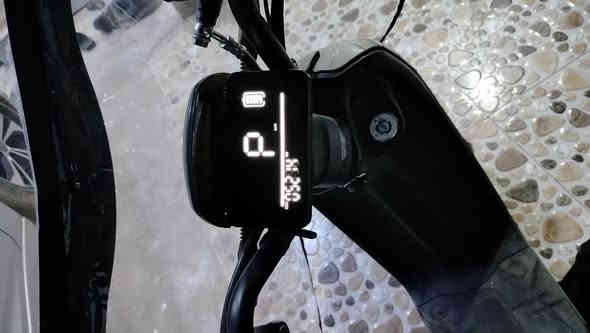 شحن نوع هونداي ياباني بطاريه ليثيوم
كلش جديد سعر ٨٠٠ الف و بيه مجال عنوان كركوك ***********
