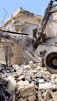 ياالله 
شغلنا داخل الناصرية ❤️
⚒️شغلنه هوه تفليش الدور السكنيه🏠 القديمة ولمباني
 ✅قلع قطع الاراضي وتجهيز القطعه للبناء
✅ تأخذ قطعه كامله جاهزه للبناء
حسب الاتفاق قلع ودفن تراب حري درجة اولى + سبيس ابوغار +حدل ضرفيه ومطاطيه وجلمود
وسحب المياه الجوفيه 
واليريد دلاليه بخدمته لتواصل بادارة علي قاسم 
***********
