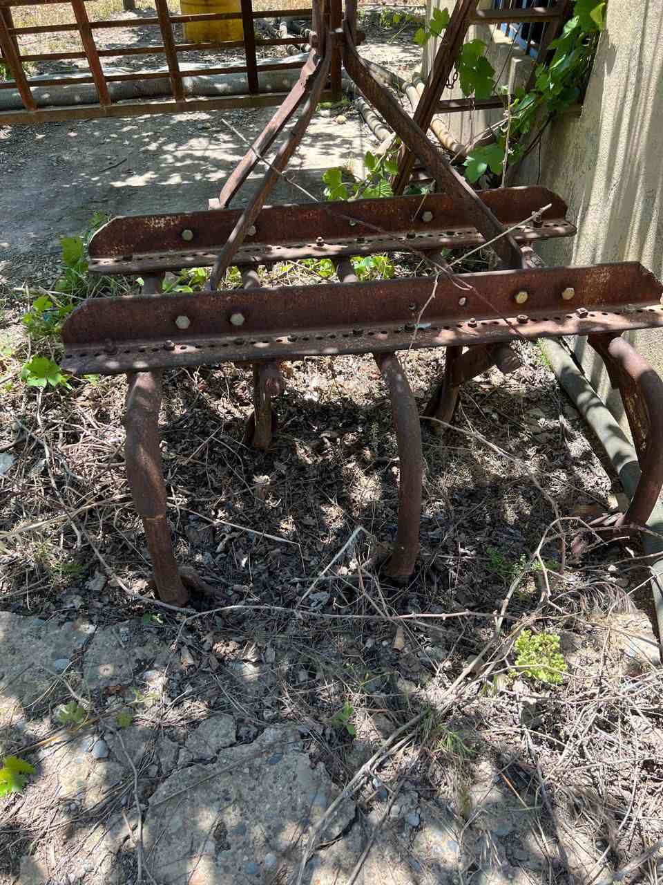 خرماشه بو فروتنئ $4
بالطه بو فروتنئ$7


**إذا كنت صاحب هذا الإعلان وتريد حذفه لأي سبب، رجاءا أرسل رسالة إلى الدعم الفني**