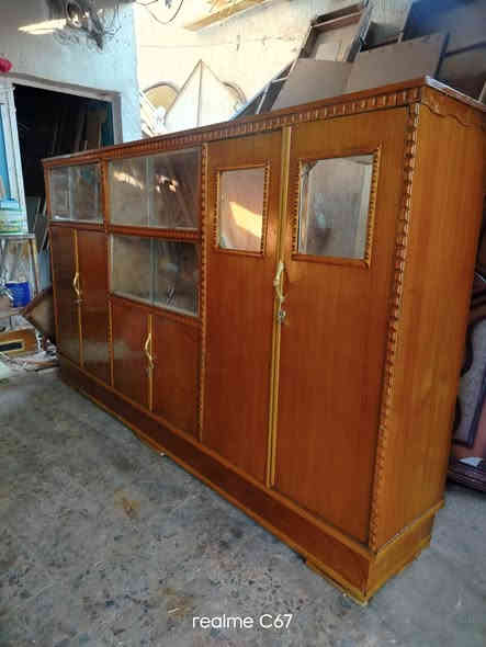 اغراض مستعمله منزليه للبيع وباسعار مناسبه للتواصل العماره حي النداء شارع الحسينيه فرع فرن صمون الكرار تلفون ***********
