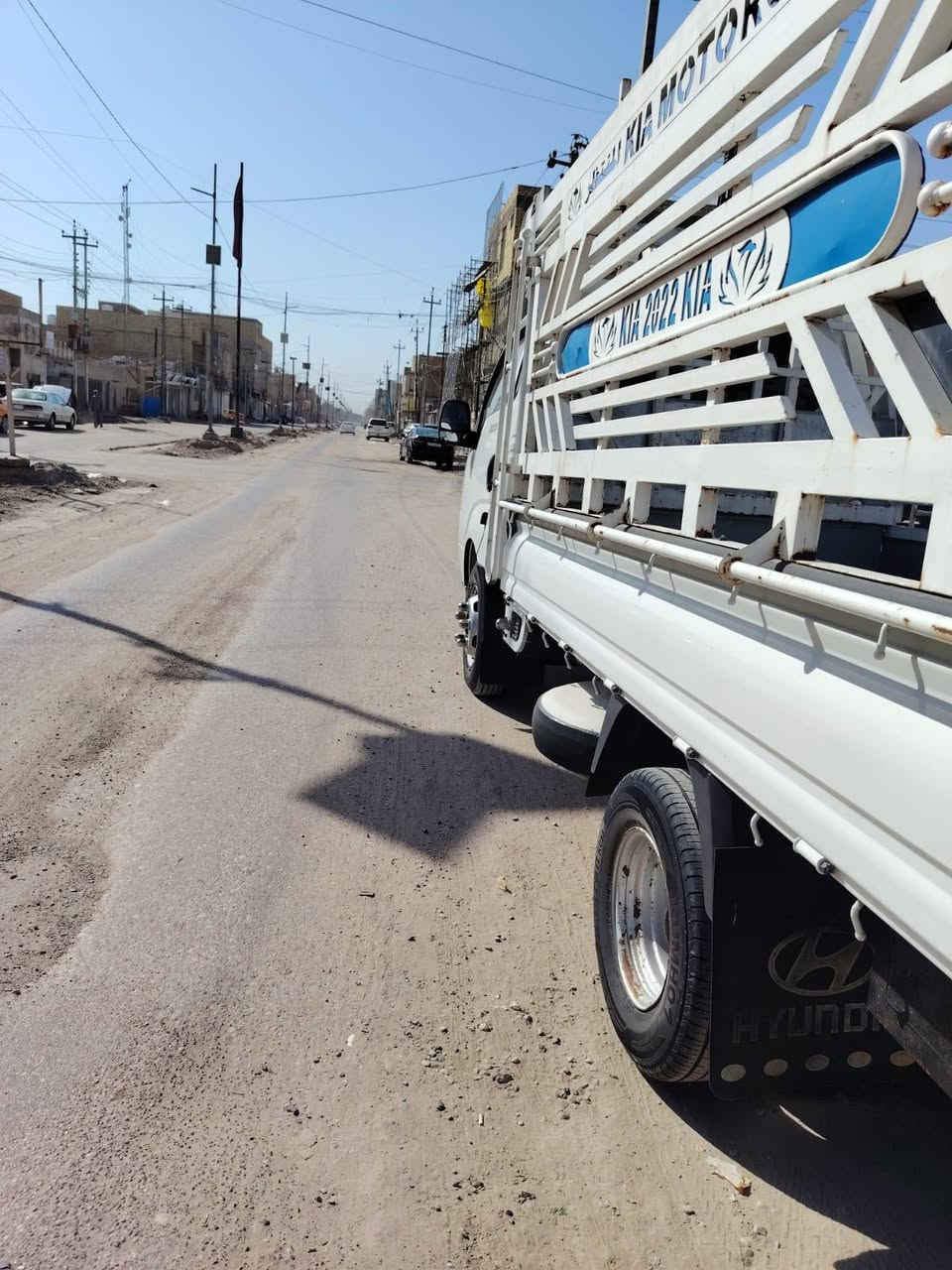 السلام عليكم ورحمة الله وبركاته رمضان كريم
فحل موديل 22  محرك مفتوح  4000
ماشيه 137/000
مكفوله كفاله عامه من الضربه والصبغ  محرك ما مفتوح
محور 14 أستد 27 سلستيل تحوير بغداد
رقم أنكليزي باسمي  واسط
رقم الموبايل ***********
مكن السياره  مركز الناصريه
