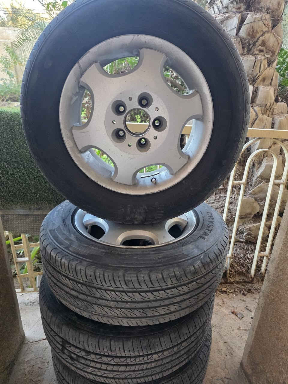 سلام عليكم
ويل مارسدس للبيع نظيف ويا تخم تاير نظيف
حجم 15/55/205
السعر 250 الف وبي مجال 
المكان النجف


**إذا كنت صاحب هذا الإعلان وتريد حذفه لأي سبب، رجاءا أرسل رسالة إلى الدعم الفني**