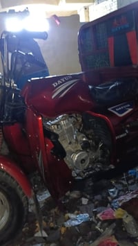 للبيع نضيفه مكينه جديده مامفتوحه مديل 2017 واتساب07725646136 سعرها  وا...
