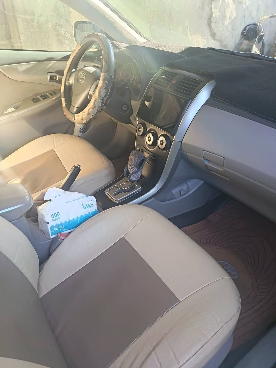 كورلا ٢٠١٠ أمريكي نضيفه بسمي ضرر حافة البنيد اصبعين او صابغينه قطعه وحده الباقي مكفول كير محرك حاويه بسمي تخم تاير جديد صدرجيد عبوه حاويه ديالئ هبهب ١١٥ او بيك خير ودلل ***********
