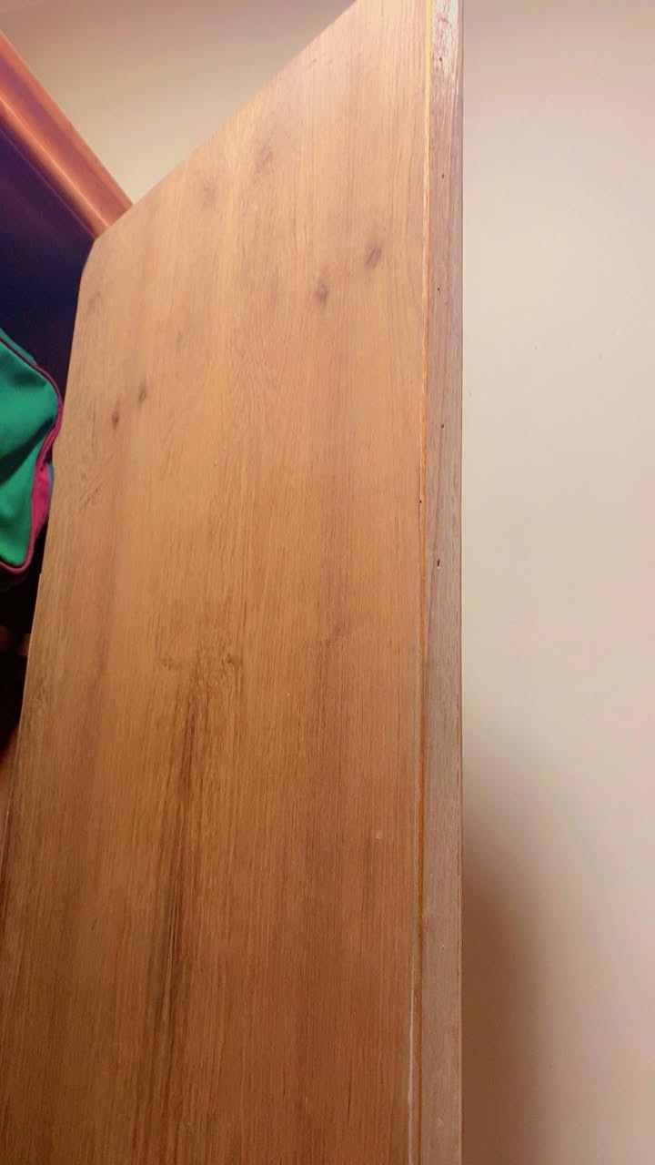 غرفة نوم نفرين داخل وخارج صاج شغل عراقي درجة اولئ السعر ٣ ملايين وبيها مجال العنوان بغداد حي الحسين للتواصل وتساب ‭٠٧٧١ ٥١٩ ٤٥٩٨‬
