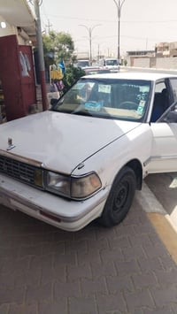 سيدان • موديل ٩٠ • محرك ٣٠٠٠