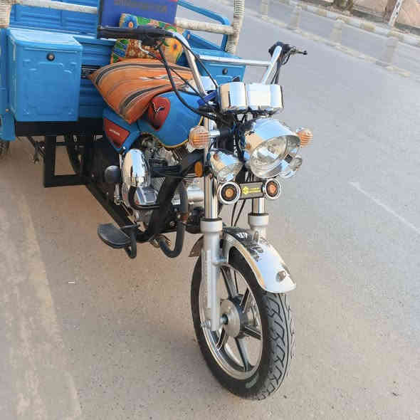 سلام عليكم ستوته اوراق سكنر وكيلها بلال ستوته جديده ومكفوله من كلشي سعر 2300وبيها مجال قليل كربلاء طوريج ‏‪***********‬‏
