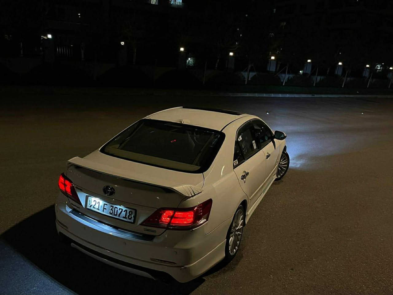 السلام عليكم تيوتا اوريون للبيع من انظف الاوريون بلعراق  للبيع فقط موديل ٢٠١١ فول موسفات موصفات تيتانيوم 
بلاد سبورت السياره على شراط احلى من الصور وسعرها كلش مناسب
موصفات برد حاسه 
تحديد سرعه لايت زينون 
سلايت كوشن جلد لايت عدسه 
شاشه
رقم شراط التحويل بسمي شراط وكاله تحويل رقم جديد سنويه همين جديد  
كامل سيرفسر جديد حداديه امامي خلفي كله جديد مصار شهر من مبدله كلشي بيها جديد بلنسبه للصبغ مابيها صبغ بس جامرلغ واحد كليرر شرط قطره معجون او ايشي مابي اثر شخط بخيته كلير 
السعر ١١٦ وبيها مجال 
مكان السياره سليمانيه 
للاستفسار اكثر 
***********
