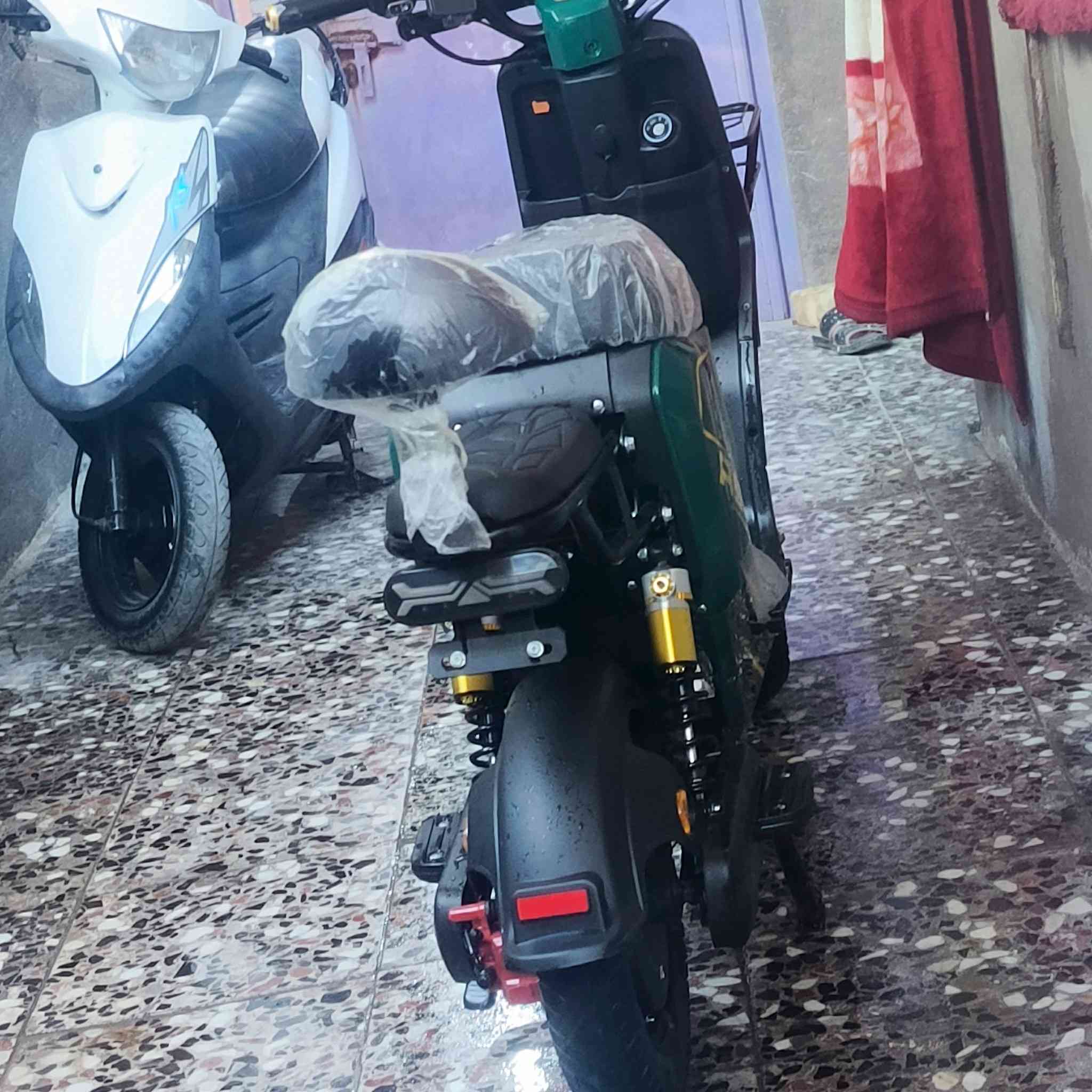 دراجة ار٩   2026 اكفلكياهة من البجامة للبدي دراجة نضيفة انطيك ضمان يومين ولسعر550 وبيهة مجال قليل ***********
