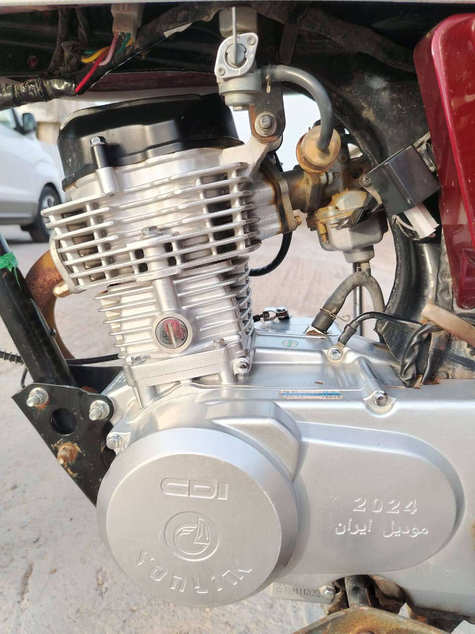 سلام عليكم ورحمة الله وبركاته
تايكر للبيع موديل 2024مكانها واسط الأحرار 
السعر 575وبيها مجال الخاص مغلق ***********
