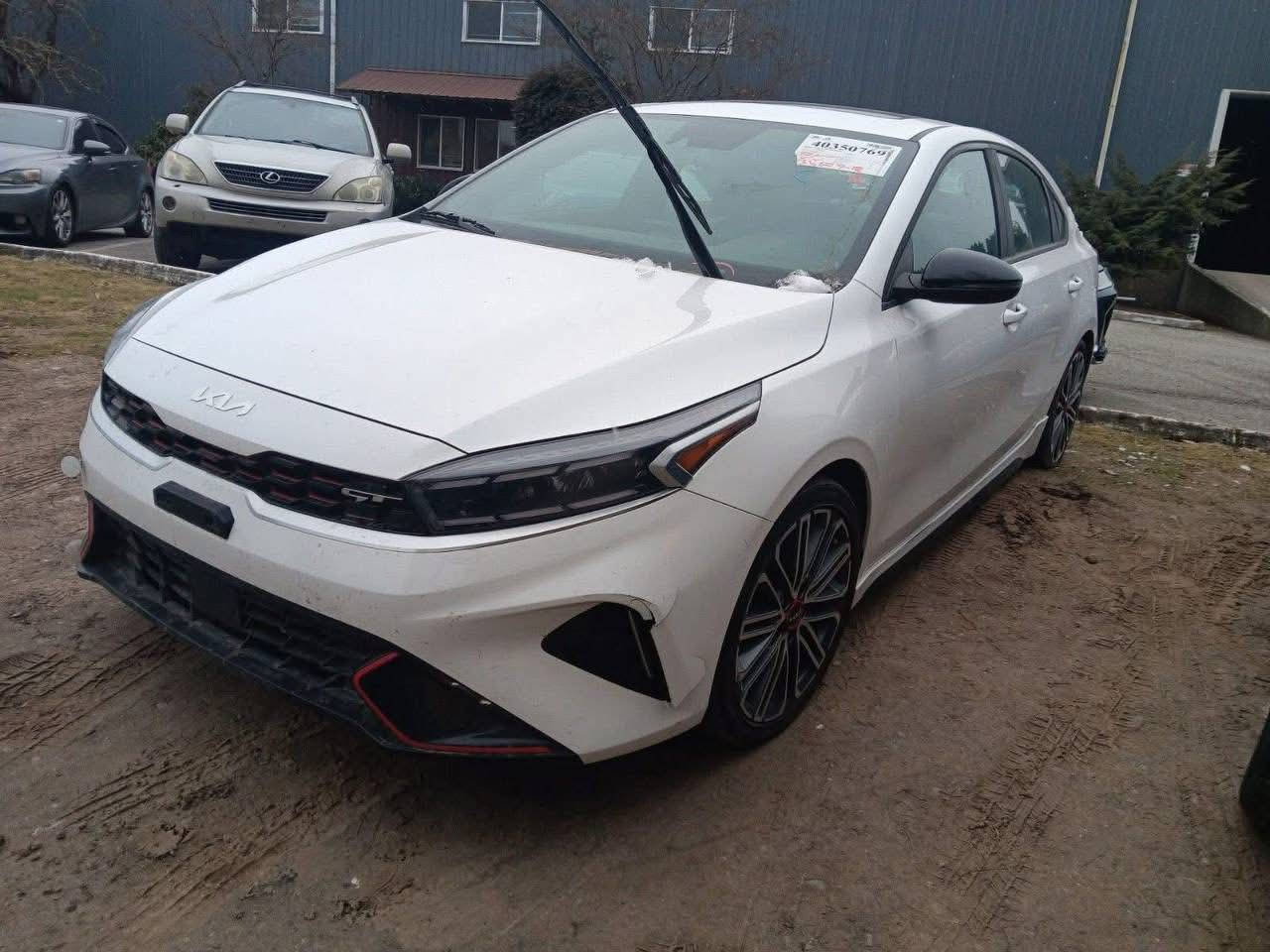 فورتي 2023 GT بيع او مراوس حسب القناعة
اعلى فئة فول مواصفات 1/1

حادثها خفيف ربع الدعامية الامامية كما موضح بالصور وطاك ايرباك الدركة 

رقم بغداد ب اسمي 

تخم تاير جديد 

بصمة تشغل +

بصمة ابواب + تشغيل عن بعد 

كشنات تدفئه تبريد جلد كشن سائق كهرباء

دركه مختومه GT على شكل حرف D

ختم GT في الدشبول مضيئ متغير الاوان 

مع اضائه في الابوب متغيره الاوان

قطعتين تبريد 

سستم صوت هارمن 

رادر 360 درجه 

تحديد مسار + بريك اوتو 

قياده ذاتيه 

حساسات خلفيه وجانبيه 

اكزوز رياضي بلاد + شفتات ستيرن 

فتحه سقف سلايت 

اشاير امامي لد 

بك لايت لد

لايت زنون 

ويل رياضي 18 

سايد بريك بصمه 

اوتو هولد 

شاحن لاسلكي 

اناره داخل لد ابيض

مكينة 1600 تيربو 210 حصان

كير DCT دبل كلج رياضي 

ماشيه 21.000 الف 

مكانها بغداد السيدية 

السعر : 18.500$

185 ورقة

***********
