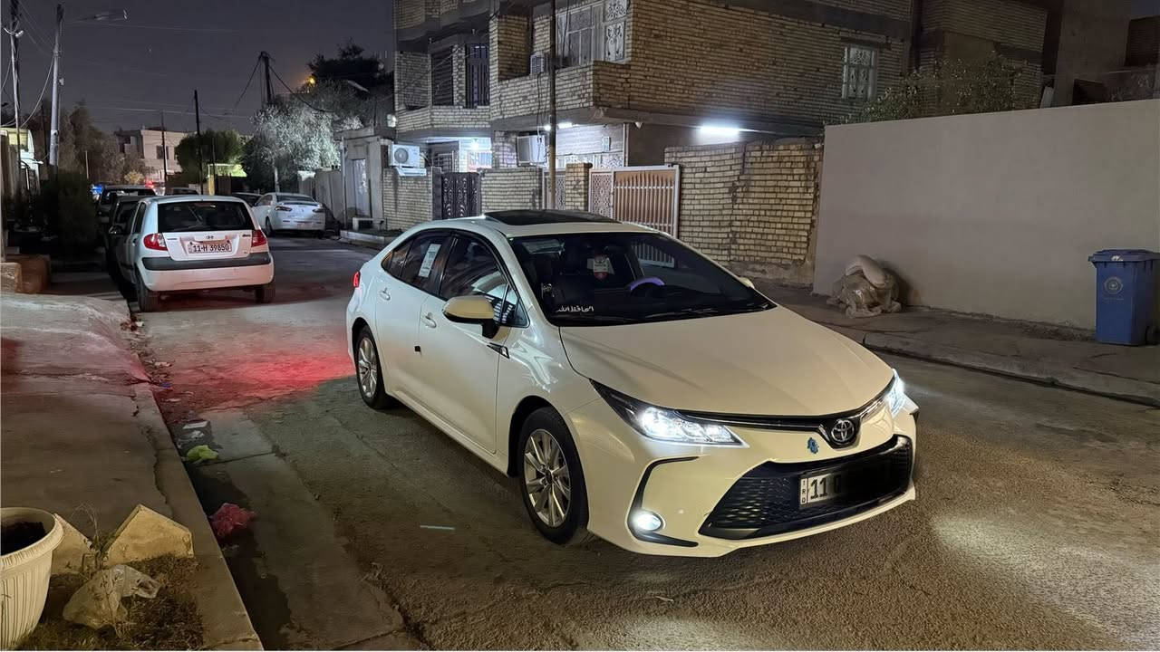 كورلا موديل 25 هايبرد شكل خليجي فول موصفات 1/1 كفاله عامه بعده ع وضع شركه ماشيه 18 الف فقط 
كورلا هايبرد موديل 25 فول 
سلايد روف 
بصمه 
كشنات جلد 
حساسات 
محرك 1.800 
وبعد موصفات معروفه 
مكاني بغداد حي الاعلام رقمي ***********
