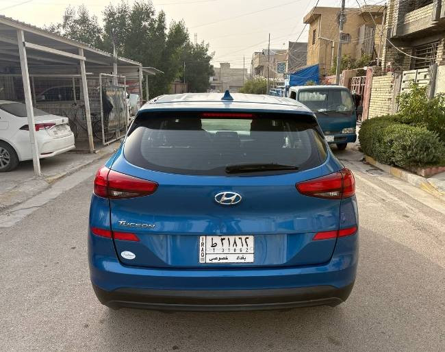 توسان وارد امريكي ٢٠١٩ محرك ٢٠٠٠ ماشية ٨٧ الف ميل باسمي السعر المطلوب ١٥.٥٠٠ دولار المكان بغداد كفاءات السيدية تلفون *********** واتساب
