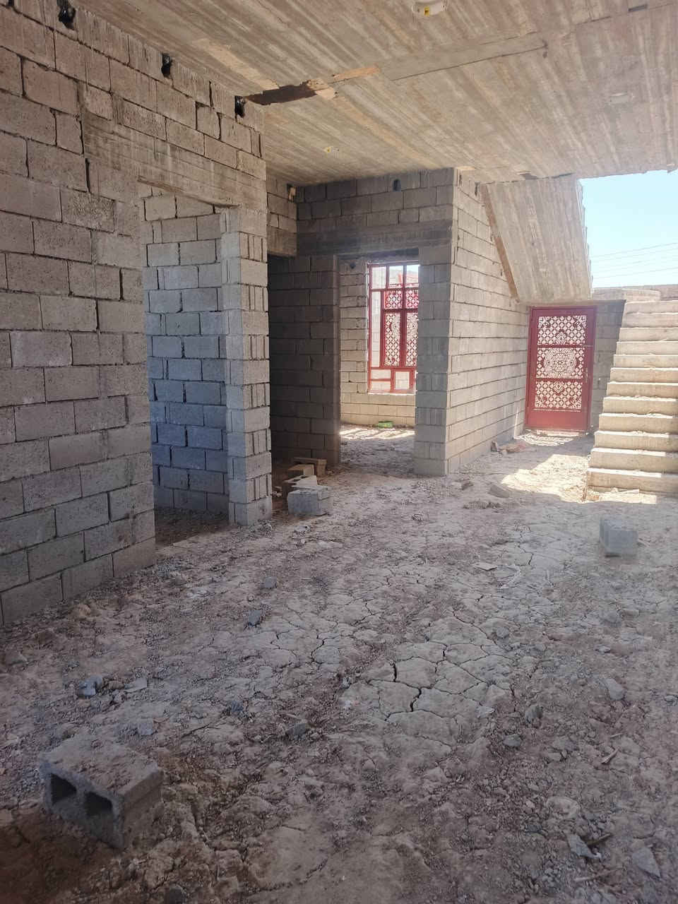هيكل للبيع لزمات حي الشهداء قريبه علئ مخازن الكتب
استغبال 
غرف نوم 2
صاله 
مطبخ 
صحيه داخليه 
السعر 45 بيه مجال
استفسار أكثر ***********
