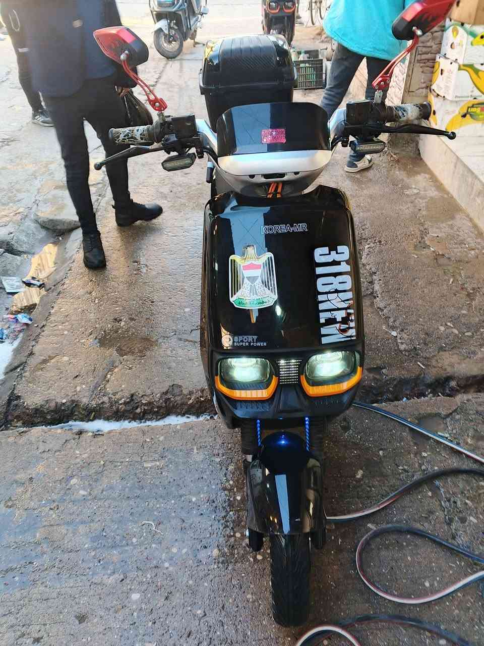 موطور شحن اللبيع ابجي 318/أربع نمرات 6/بطاريات سرعه فول مواصفات معروف بي بك للخلف شرط كلو شغل شرط كلو على فحص شرط جديد يعني جديد السعر 550بيها مجال الملف 2000/رقم موبايل كورك اسياء بي وتساب موصل ايسر اتصل ودالل 
***********
***********
