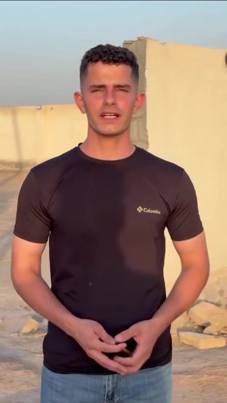 للبيع / للاستثمار 🌴

مزرعة مساحة 800 متر  
الواجهة 20 متر × النزال 25 متر  

تتكون من:
🏊‍♂️ مسبح بعرض 3 متر ونزال 7 متر  
🏡 شاليه يحتوي على:
- غرفة ضيوف  
- مطبخ  
- صحيات  
- غرفة سويت كاملة مع حمام وصحيات  

📍 الموقع:
بابل – ناحية النيل  
تبعد كيلو ونص عن طريق نيل القديم  
وتبعد كيلو واحد عن طريق الصياحية  
الطريق 10 متر والخدمات كاملة متوفرة  

📞 للاستفسار والاتصال:
***********

نستقبل كافة عروضك
