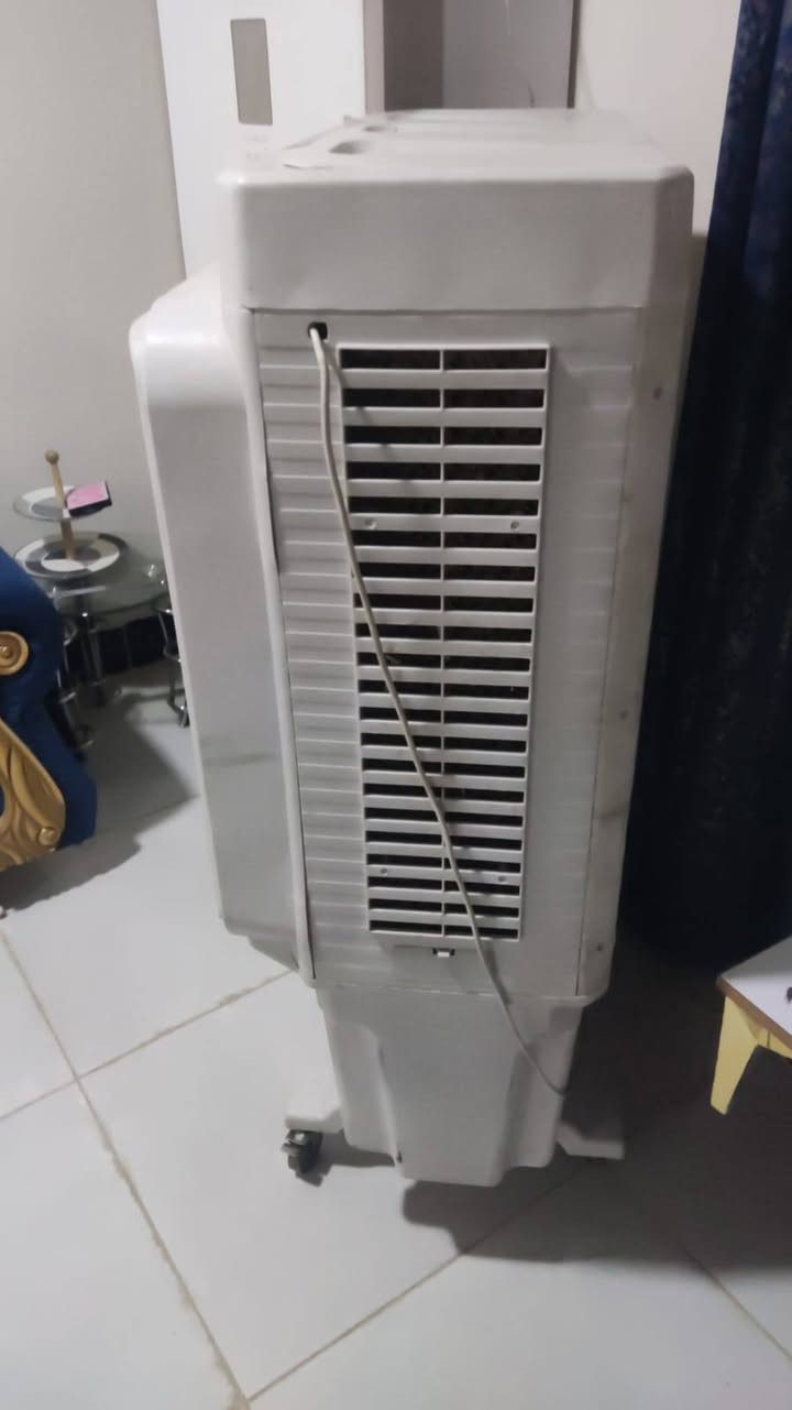 كونفيرة جديدة للبيع 175حجم كبير خابر ودلل ***********
