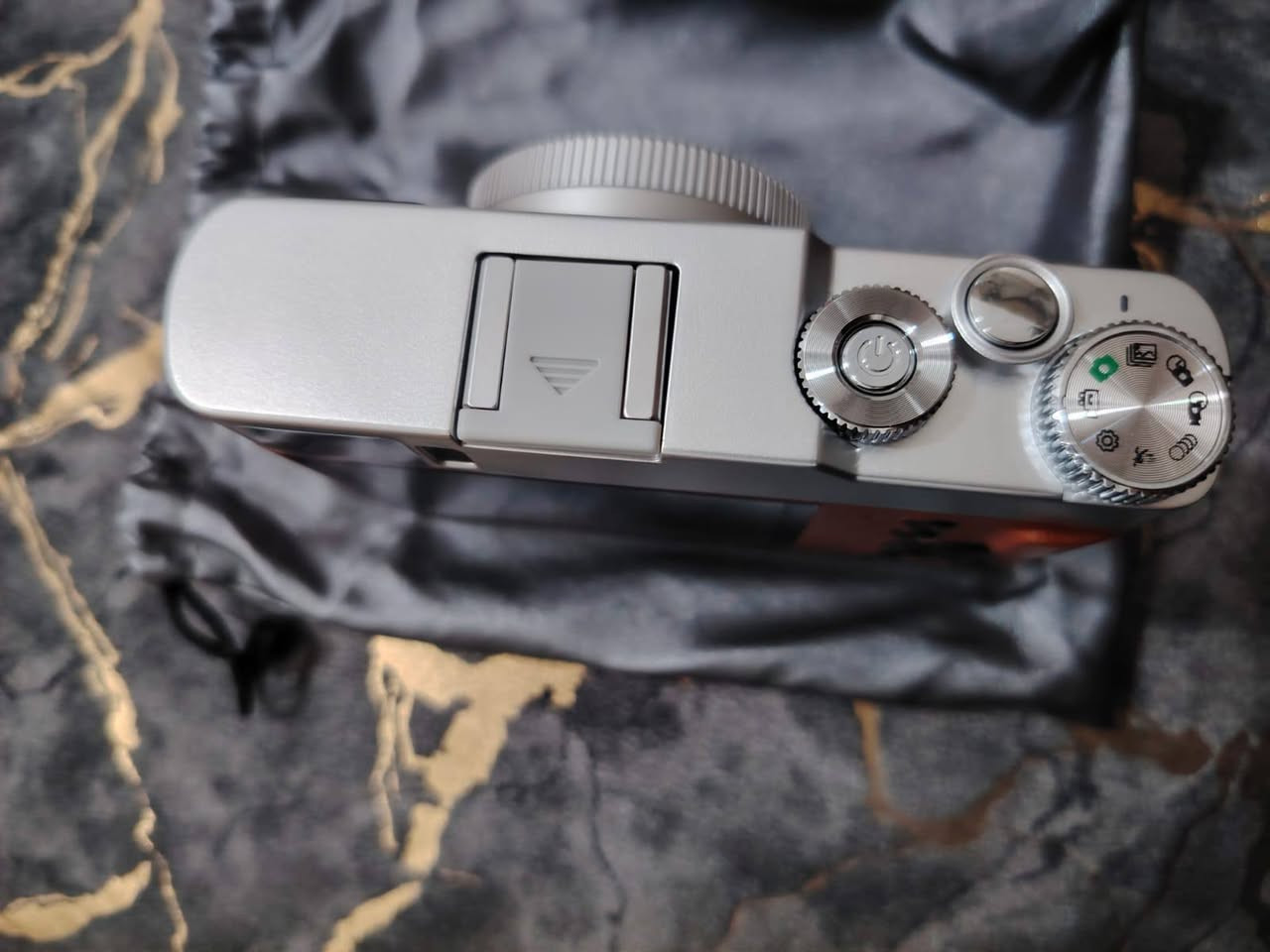 كامره 4k طلعت عندي بضاعه ماكس جديده لوك أعلى سعر ابيع


**إذا كنت صاحب هذا الإعلان وتريد حذفه لأي سبب، رجاءا أرسل رسالة إلى الدعم الفني**