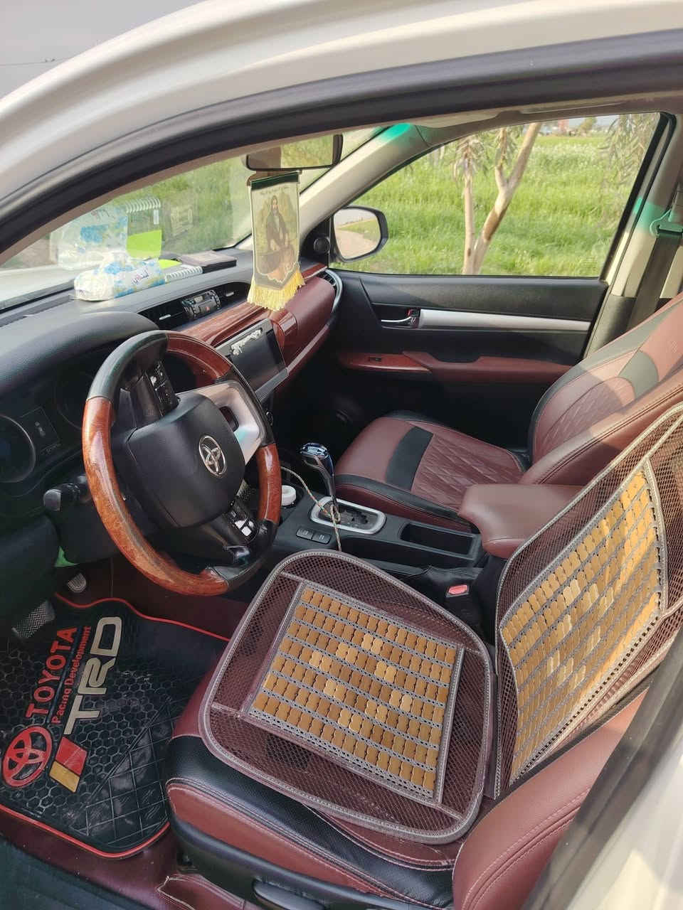 السلام عليكم.  بيكم للبيع
موديل 2017
رقم بابل سنويه تنفذ 28
كويتي
كير اوتو
السونار مرفوق بل الصور 

السعر 245$ بيهة مجال
***********
