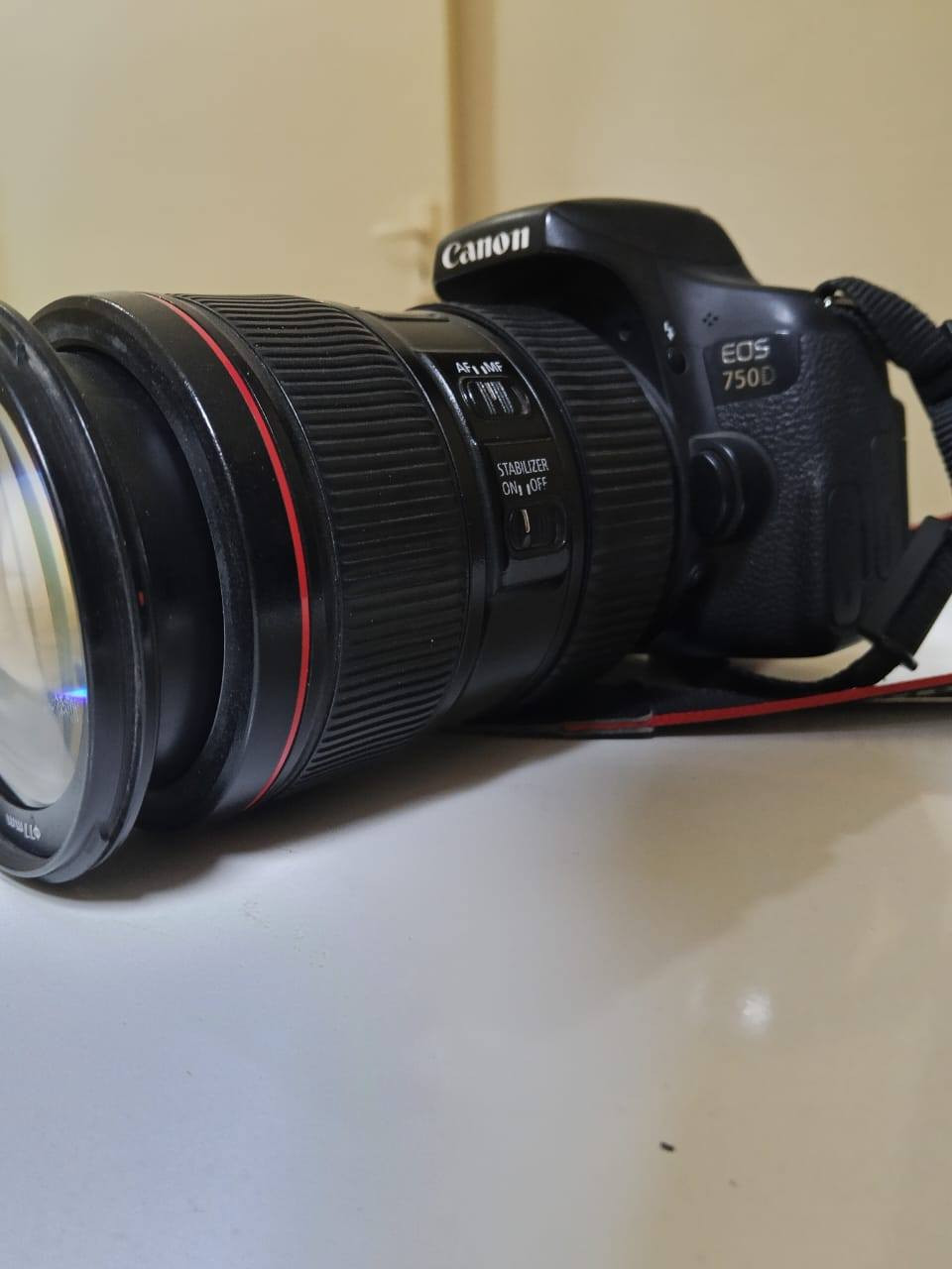 وياها بطاريتين وحدة اصلية وكالة وثانية شحن تايب سي وياها شاحنة وحزام
ورونن DJI SC كامل ملحقات وياه جنطة

نظافة البدي 95% ونظافة العدسة 85% ونظافة الرونن 90% 

السعر مليون و 100 كلهن وبيهن مجال بسيط
مكاني بغداد بلديات

رقمي ***********
