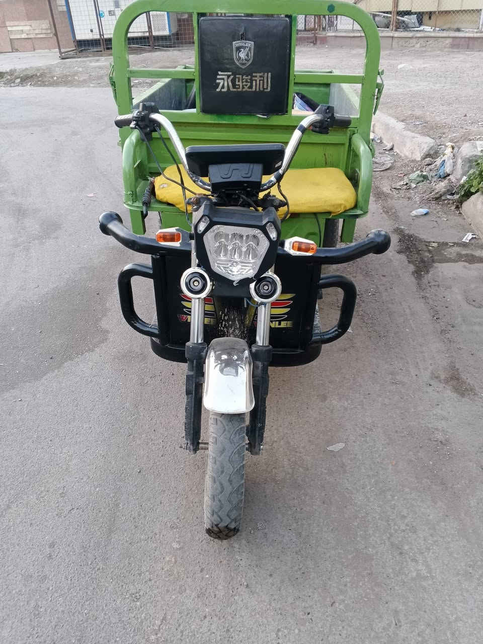 السلام عليكم ستوته شحن للبيع حجم وصط كله شغاله كهرباءت جدد منتزه السعر 800مكاني بغداد شارع النضال هذا رقمي ***********
