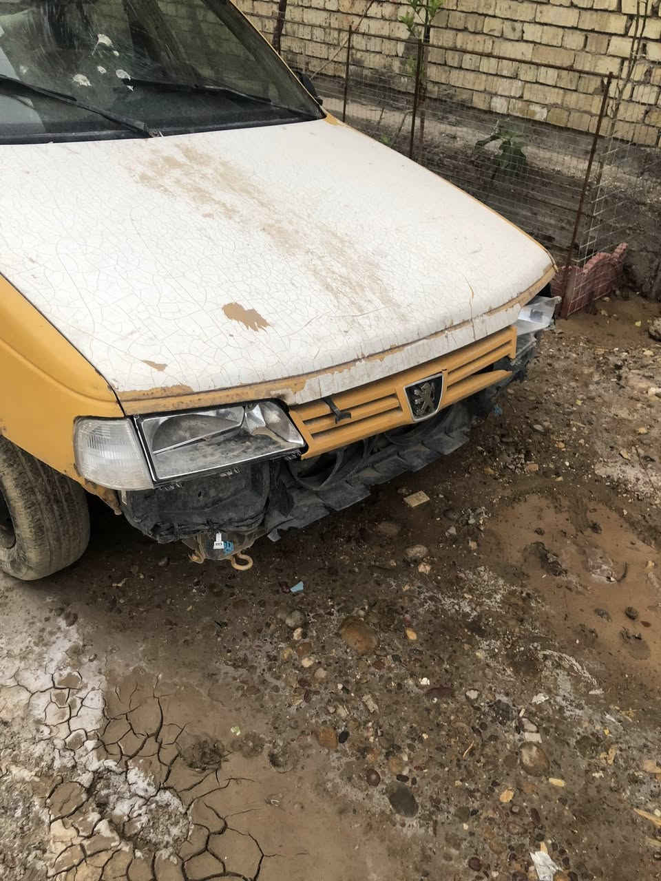 السلام عليكم بيجو روى موديل 2009 مكينه وكير. زينات ابيع تصقيط لتكلي اشبيه والسايبه  هم تصقيط هكيل ورقام اثنينهن مشروع وطني ومصفرات هيئه وغرامات وتحويل مباشر ابيع ابعقود مروريه السعر اثنينهن 21 ورقه لاستفسار الرقم *********** مكاني بغداد الشعب اتصل وات ساب او ماسنجر متواجد
