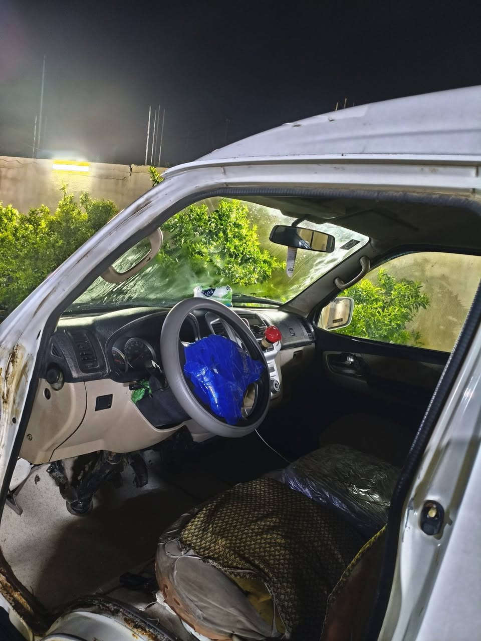 السلام عليكم جنبي h1 للبيع 
العنوان الراشدية قرب جزيره بغداد السياحية 
السعر 88
تفاصيلها اتصل ع الرقم ***********
