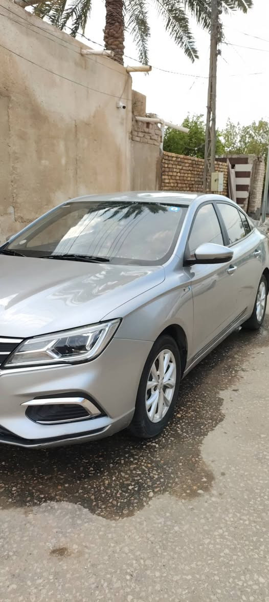 للبيع ام جي 5 موديل 2024
 رقم بغداد 
مصابيح led
‏A.B.S
نظام مراقبة ضغط الهواء في الاطارات
مثبت سرعة
ارضيات MG 
مصابيح نهارية LED
شاشه 
مداخل USB عدد 2
‏Android Auto
‏Apple Car Play
تحكم بالمقود
دبل بصمه
السيارة بيها دحجه خفيفه بالباب الي خلف باب الصدر  
ماشيه 60 الف 
بيها منظومه غاز 60 لتر ايطالي استوني شديتها تفويله البانزين والغاز تمشيك 1200 كيلو
دهن گير مبدله جديد شركه
السياره جديده 
السعر 105 مع مجال بسيط حگ الجيه 
مكان السياره الديوانية قضاء الشاميه 
للاستفسار الاتصال على الرقم
***********
*********** واتساب
