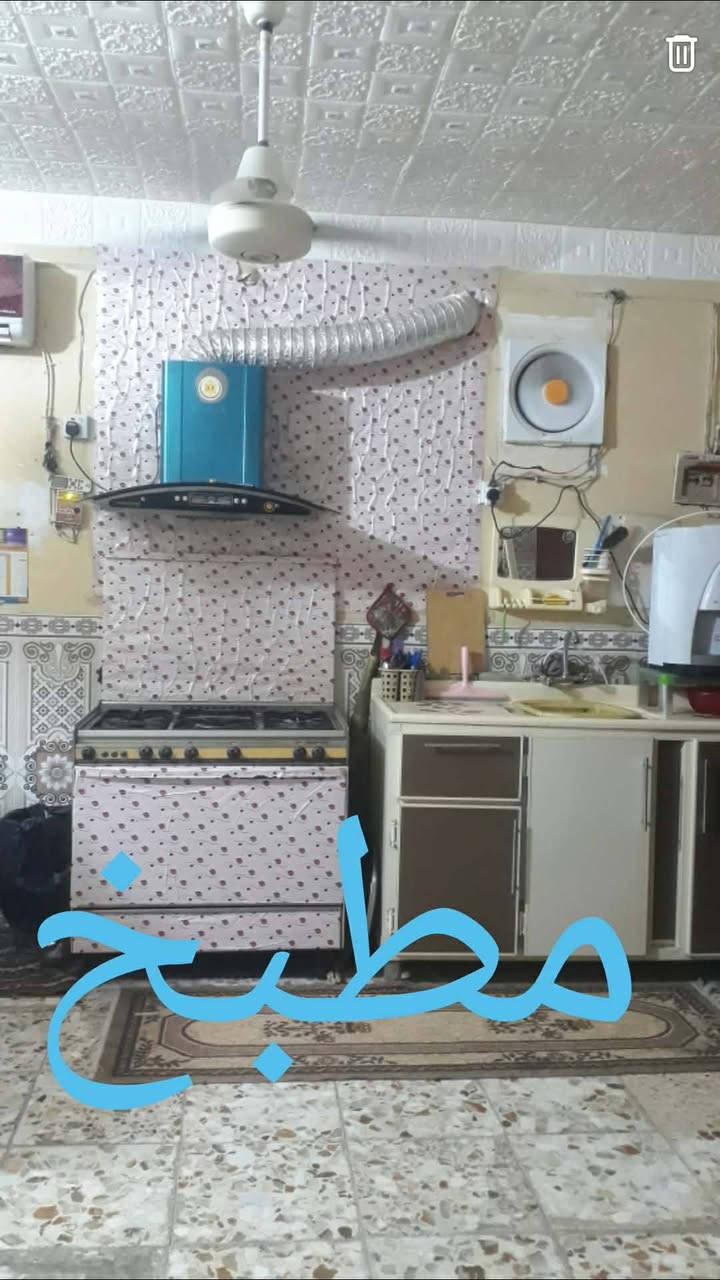 السلام عليكم دار سكن طابو صرف للبيع مساحه 100متر مناسب الموقع شارع الاكرمين السعر 70وبي مجال الاستفسار اكثر  *********** واجه 5×20
